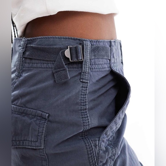 Bershka Straight Leg Cargo Pants in Graphite Blue 10 - Picture 8 of 10